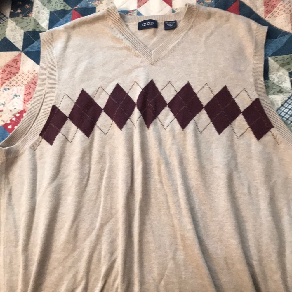 Izod Sweater vest